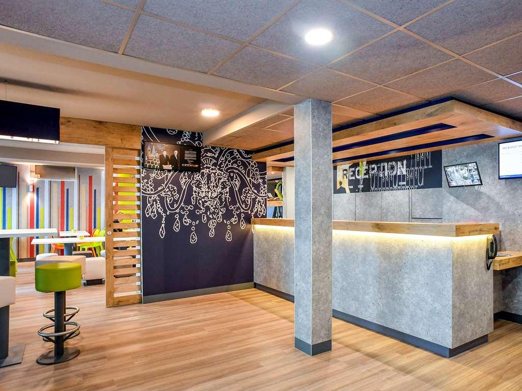 库唐斯宜必思快捷酒店 康坦斯 外观 照片